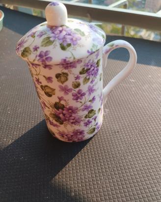tisaniera in fine porcellana con decoro violets