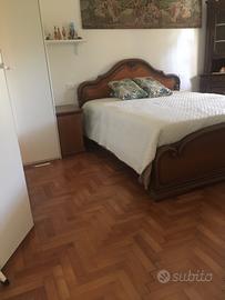 Vicino L università e L ospedale civile