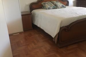 Vicino L università e L ospedale civile