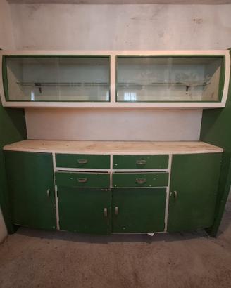 Credenza con vetrina