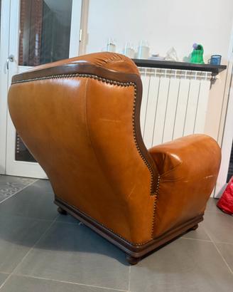 Poltrona in pelle arancio cognac
