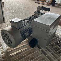 Pompa del vuoto BUSCH RA100 E501 da 100 mc/ora