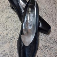 scarpe da donna n 36 nere.CONFORT vera pelle.nuove