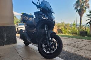 Aprilia SR GT 200