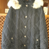 Giaccone nero da donna