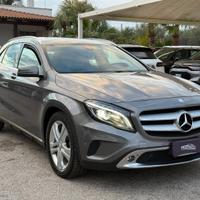 MERCEDES-BENZ GLA 200 CDI Sport