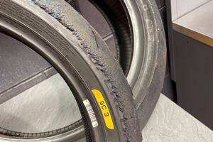 Pirelli Diablo Supercorsa SC3 V4