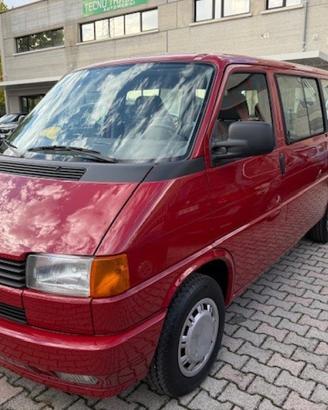 Volkswagen T4 Kombi 2.5 Benzina 7 posti Caravelle