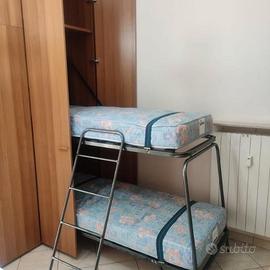 Armadio cn letto a castello a scomparsa verticale 