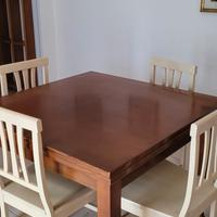 Tavolo e sedie