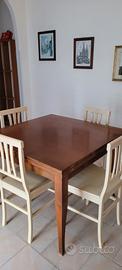 Tavolo e sedie