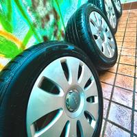 Cerchi R16 Audi con le sue gomme