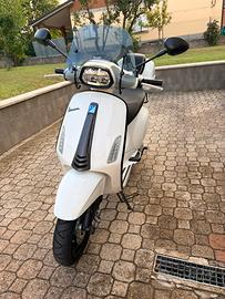 Vespa Sprint 125