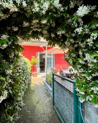 Splendido appartamento con giardino privato