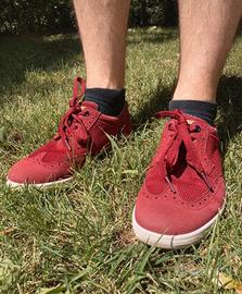 Scarpe da ginnastica di tela rosse marca Original