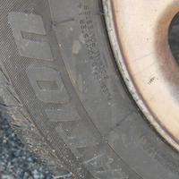  COPPIA PNEUMATICI 165 70 R14 81T