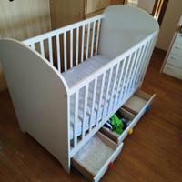 lettino Ikea con cassettiera e materasso