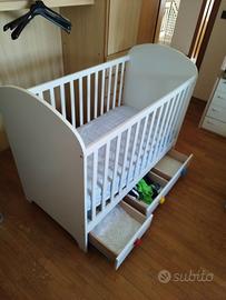 lettino Ikea con cassettiera e materasso