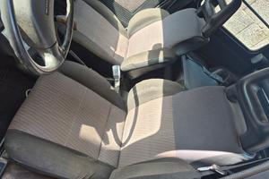 sedili suzuki samurai 