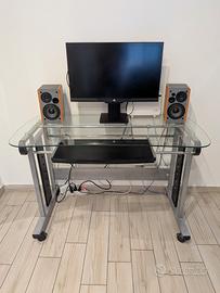Scrivania PC compatta - come nuova