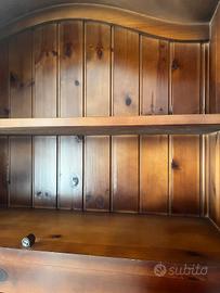 Credenza in arte povera