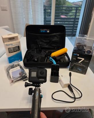 GoPro Hero 7 Black + accessori