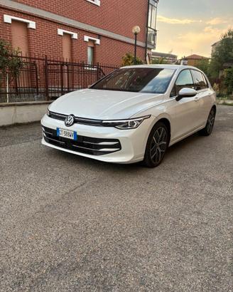 VW Golf 8.5 1.5 eTSI Mild Hybrid DSG 50 Edition