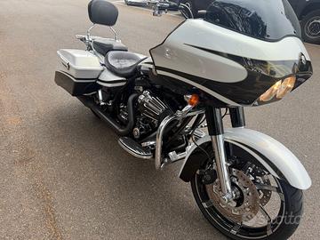 Harley-Davidson CVO Road Glide 110 Screamin' Eagle