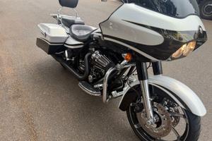 Harley-Davidson CVO Road Glide 110 Screamin' Eagle