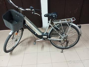 bici armoni pedalata assistita da 26
