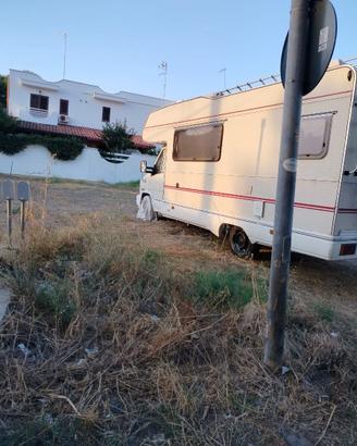 Camper C.E.R.C.O MAX 15000 (LEGGI BENE)