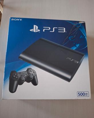 PS3 Super Slim 500GB + 2 Controller + 3 Giochi