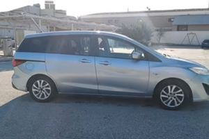 Auto Mazda 5  fino a 7 posti e ampio bagagliaio