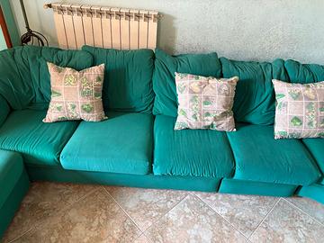 Divano letto 6 posti leggere la descrizione