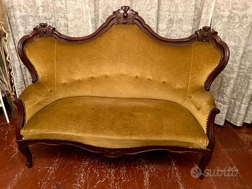 SALOTTO DIVANO E POLTRONE