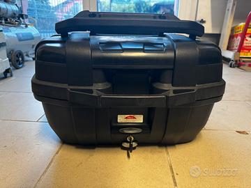 Bauletto Trekker 52 con schienalino e portapacchi