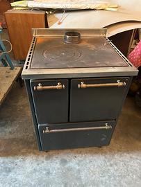 Cucina economica a legna