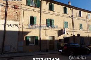 Appartamento in duplex con giardino in ancona
