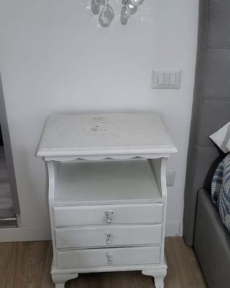 Comodini e applique