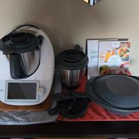 Bimby Tm6 con 2 boccali pari al nuovo