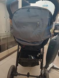 due passeggini inglesina e kinderkraft