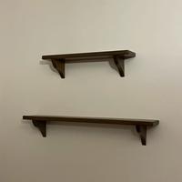 Due mensole in legno