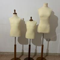 Busti sartoriali con base in legno