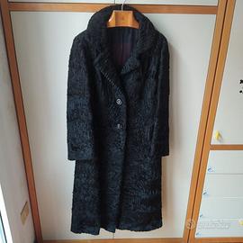 Pelliccia di persiano nero