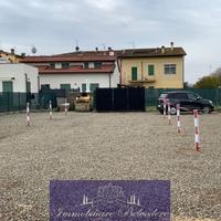 Garage / Posto Auto a Firenze - L'Isolotto