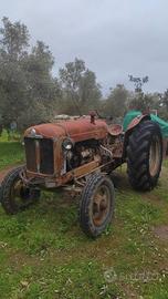 Trattore Ford Super Major