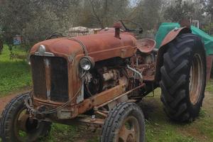 Trattore Ford Super Major