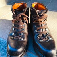 Scarponi militari esercito italiano 
Numero 42
La 