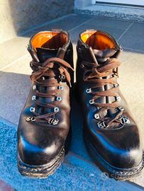 Scarponi militari esercito italiano 
Numero 42
La 