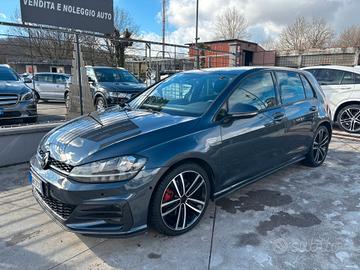 Volkswagen Golf GTD 2.0 TDI 5p. Business BlueMotio